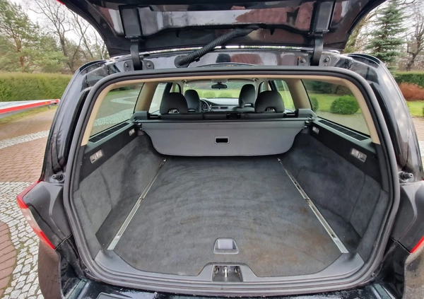 Volvo V70 cena 25777 przebieg: 235000, rok produkcji 2008 z Złoczew małe 277